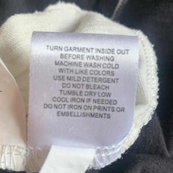 Pittsburgh Pirates Sparkly Designed Tank Top - Picture 6 of 8